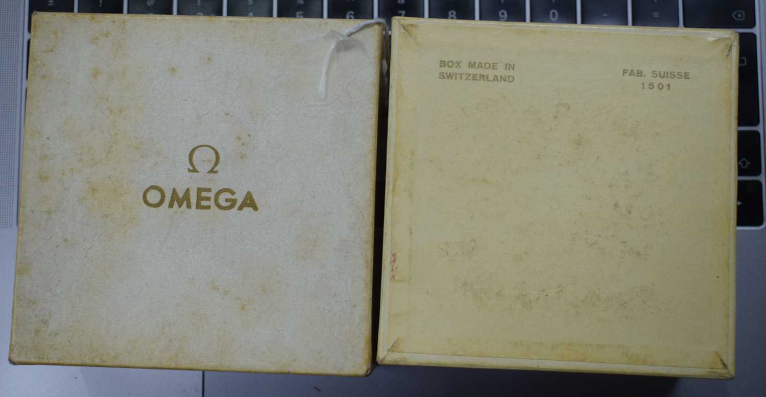 A Boxed Vintage Omega Wristwatch with papers. Dial 3.2 cm incl crown, Thin, not running - Image 20 of 20