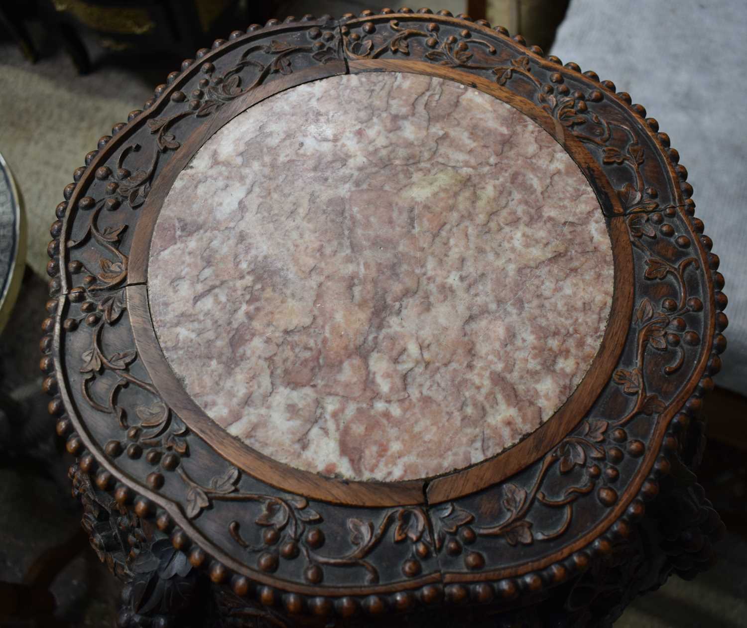 A Fine and Large 19th Century Chinese carved hardwood marble top stand 124 x 41 cm - Image 15 of 28