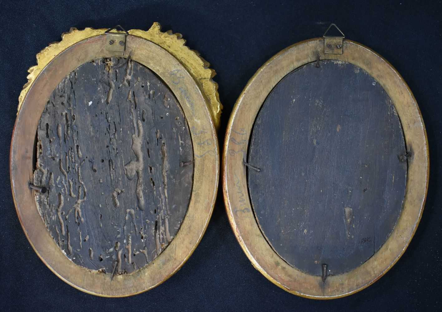A pair of small framed oil on board portraits possibly Jacobite period 13 x 9 cm (2) - Image 7 of 12