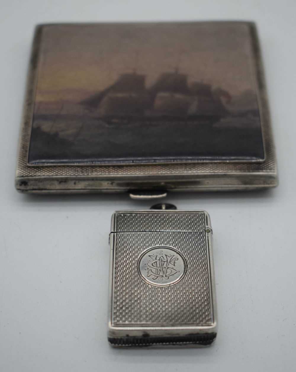 AN ANTIQUE SILVER VESTA CASE together with a silver cigarette case. Birmingham 1882 & 1932. 170 - Image 2 of 21