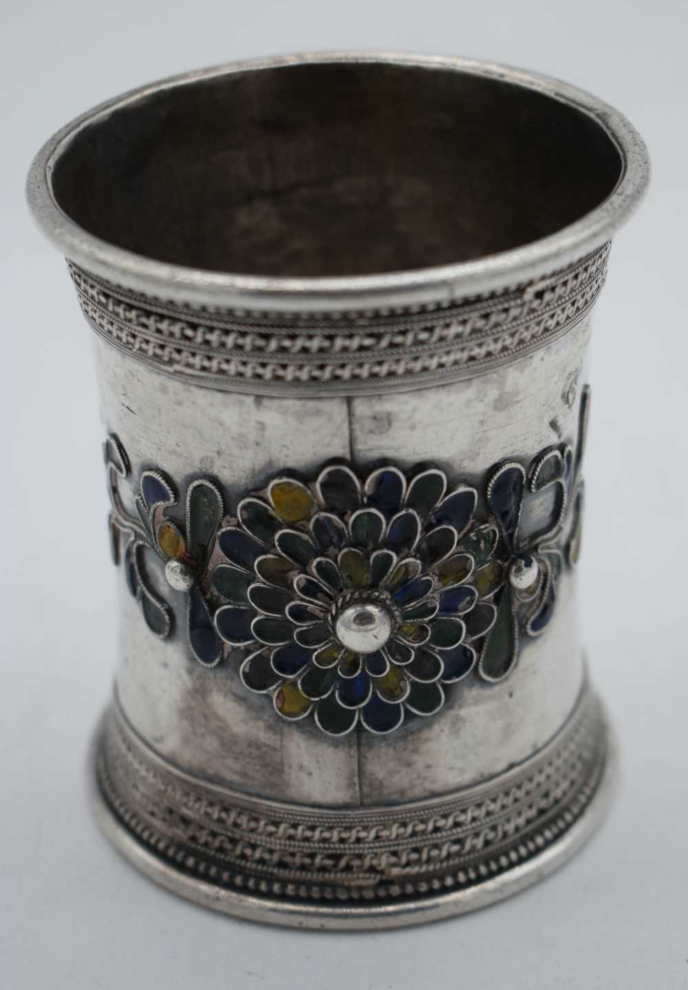 AN UNUSUAL 19TH CENTURY CONTINENTAL SILVER AND ENAMEL ARM BANGLE possibly Russian. 153 grams. 9 cm x