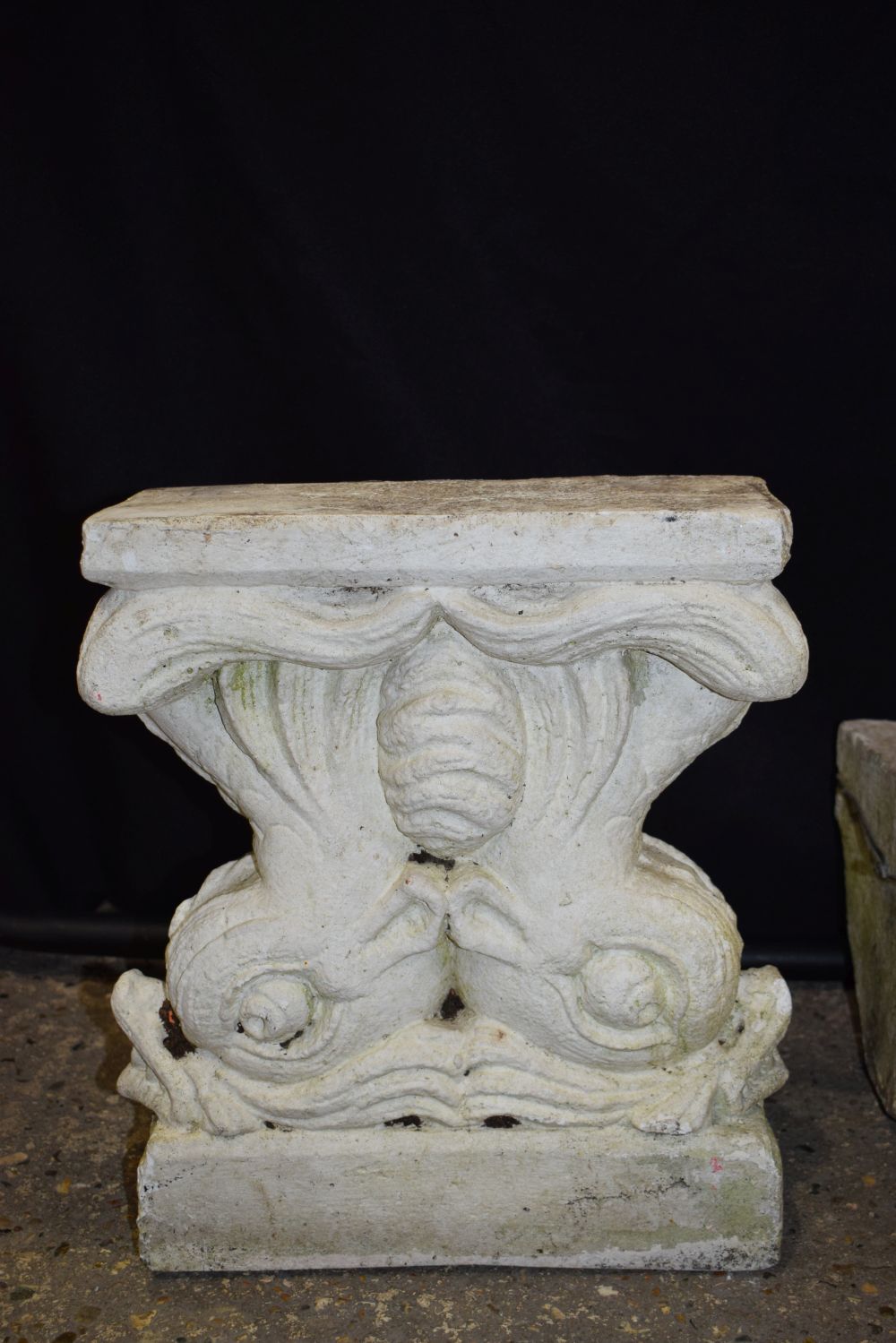 A pair of Italian Agostino Papini stone bench pillars together with a Conch shell water feature - Image 7 of 8