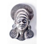 An African Silver Tribal Brooch (possibly Nubian). 5.5 cm x 3.5 cm, weight 39.77g