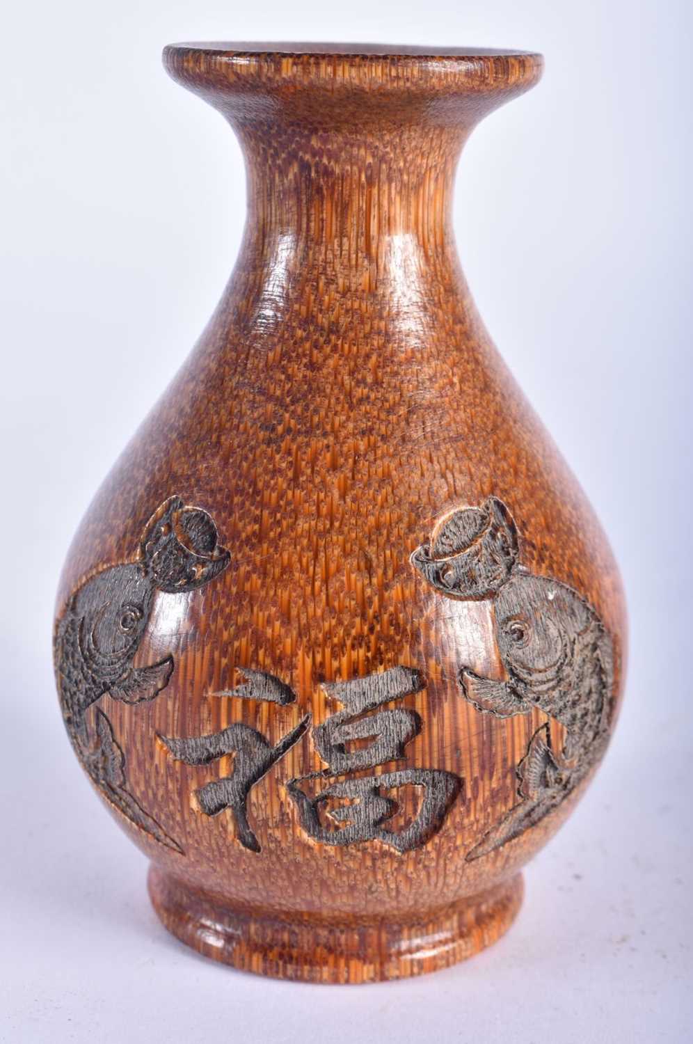 A CHINESE CARVED BUFFALO HORN TYPE YUHUCHUMPING VASE 20th Century. 243 grams. 11cm x 7 cm. - Image 2 of 4