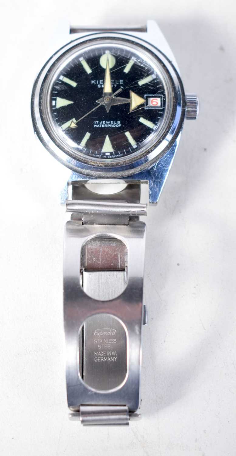 A Vintage German Kienzle Stainless Steel Sport Watch. 3.8 cm incl crown, Running