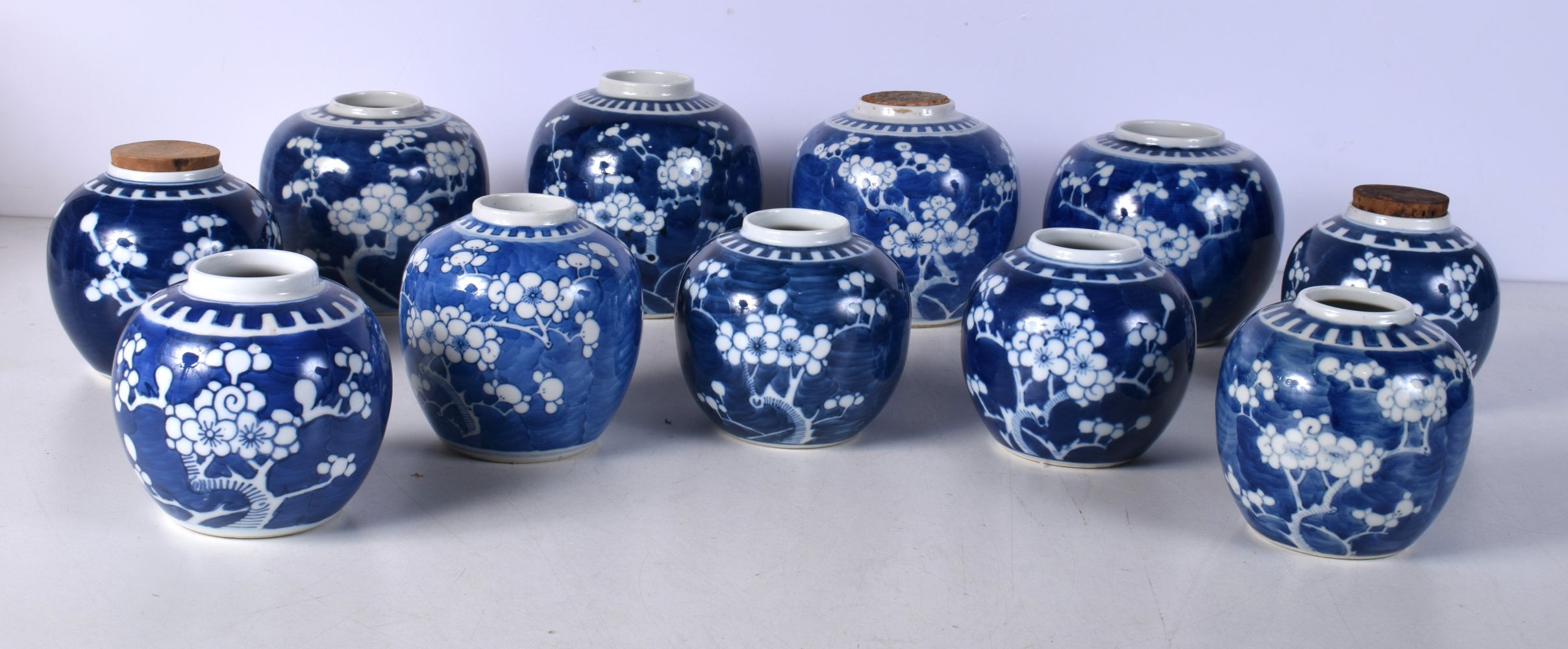 A collection of 19/20th Century Chinese Porcelain Ginger jars 12.5 cm (11)
