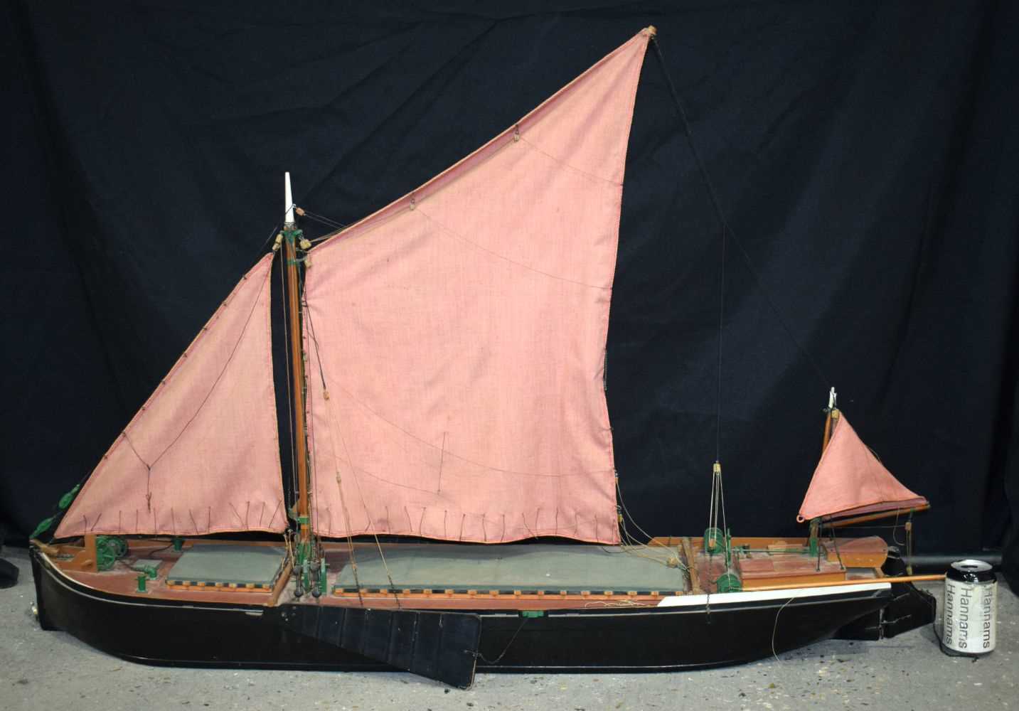 A large wooden model of a Thames sailing barge 130 x 29 cm. - Image 2 of 6