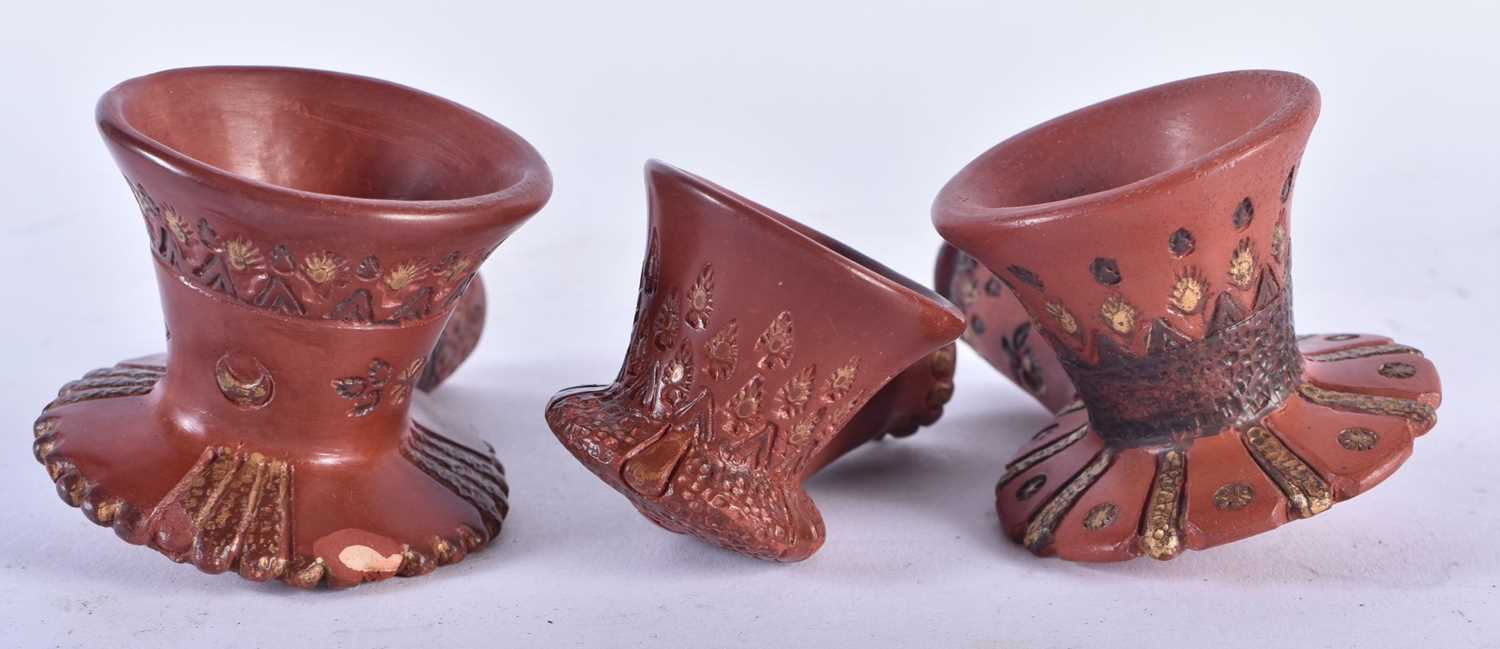 THREE TURKISH OTTOMAN TOPHANE POTTERY PIPES. 10 cm long. (3) - Image 4 of 7