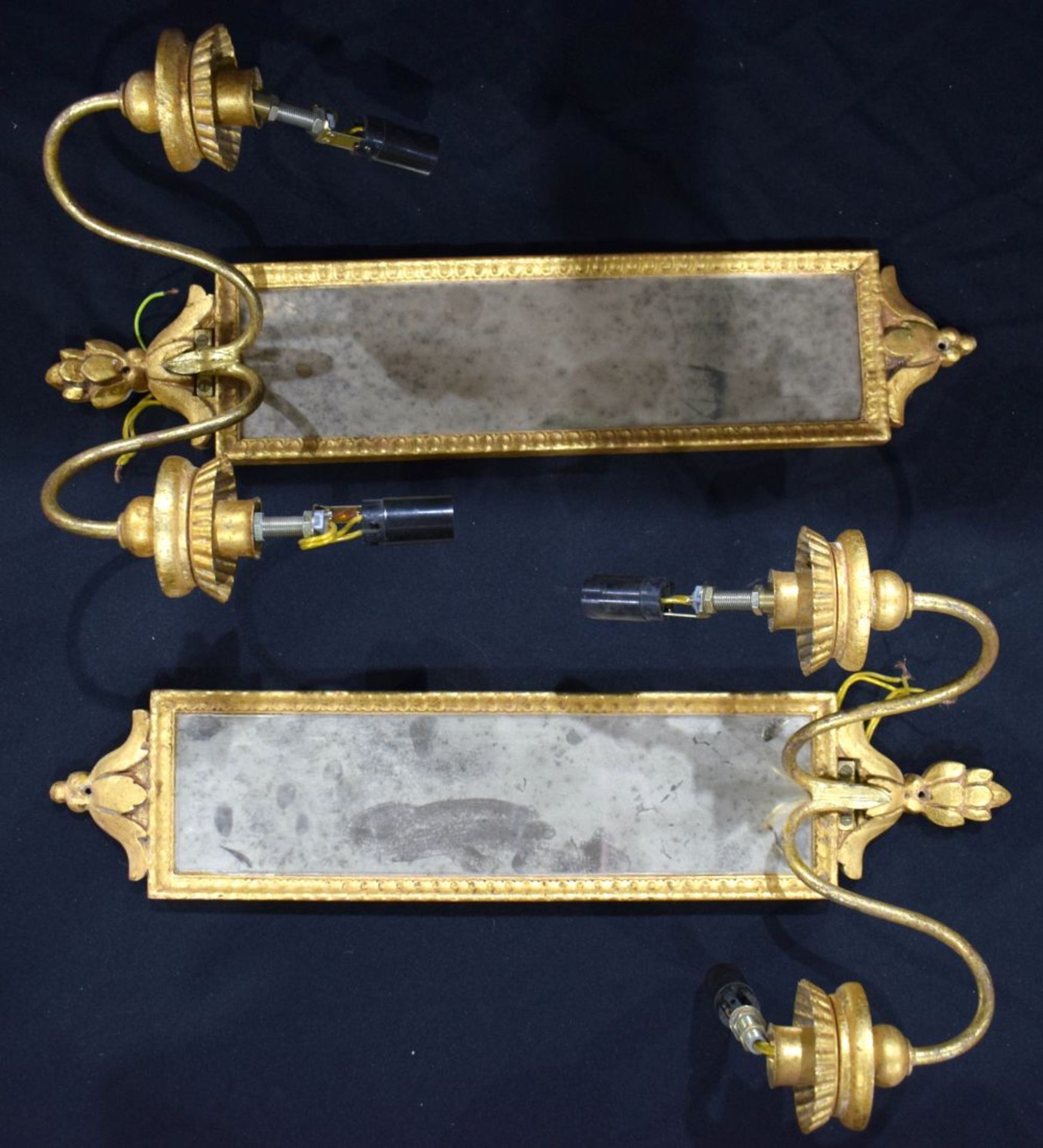 A pair of gilt wood mirrored wall sconces together with a pair of glass Muller Freres sconces - Image 5 of 6