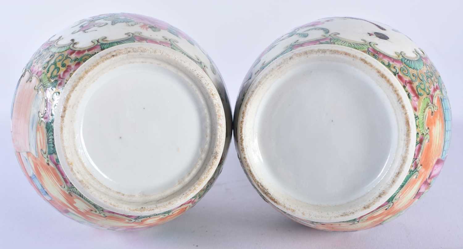 A PAIR OF 19TH CENTURY CHINESE CANTON FAMILLE ROSE VASES Qing. 21 cm high. - Image 5 of 5