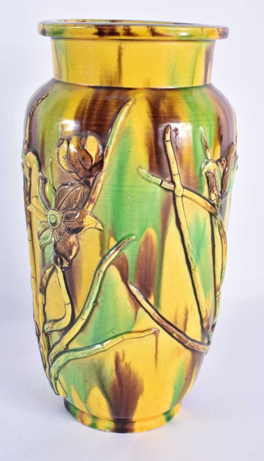 A RARE ANTIQUE SPINACH AND EGG GLAZED ENGLISH POTTERY VASE Attributed to Christopher Dresser for - Image 3 of 5