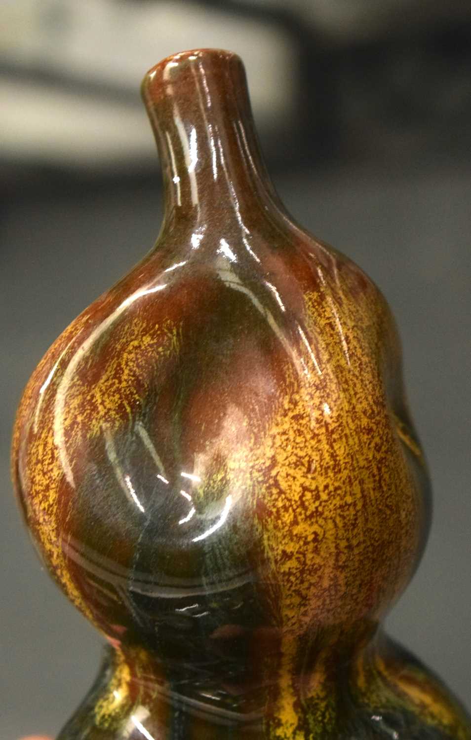 A VERY RARE LINTHORPE ART POTTERY JAPANESE STYLE SAKI BOTTLE designed by Dr Christopher Dresser. - Image 10 of 17