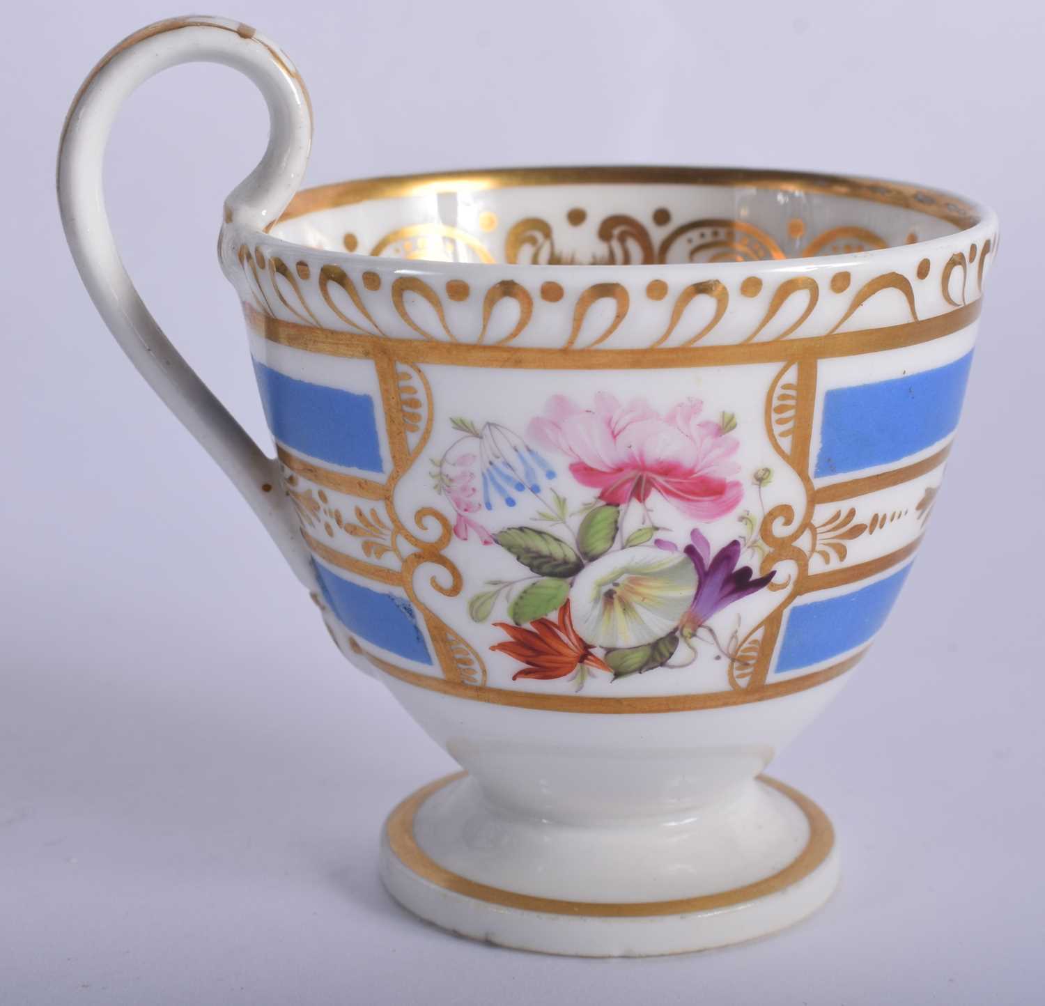 A Mid 19th Century English Tea Service comprising - 7 tea cups, 8 coffee cups, 16 saucers, tea - Image 49 of 91
