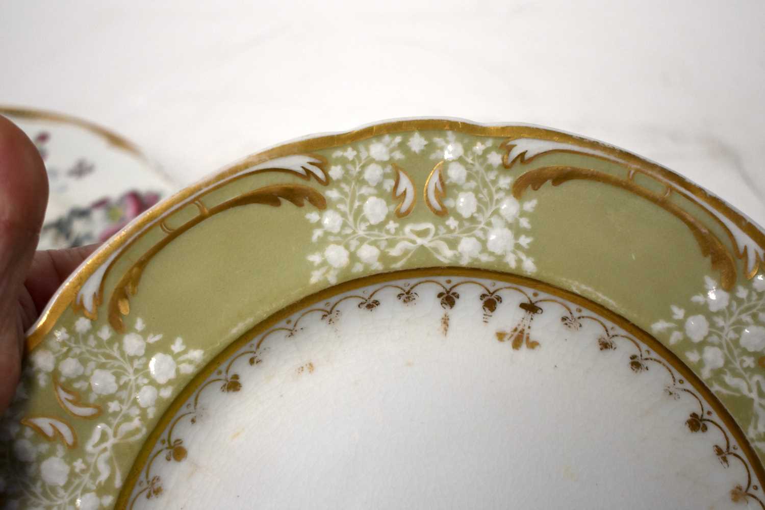 THREE EARLY 19TH CENTURY CHAMBERLAINS WORCESTER PORCELAIN PLATES together with two other - Image 24 of 51