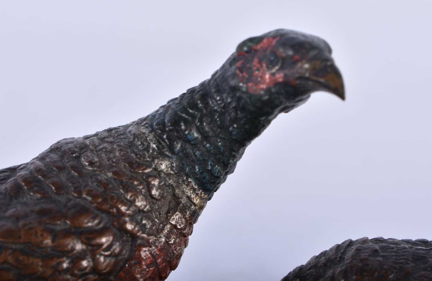 AN ANTIQUE COLD PAINTED BRONZE AND ONYX DOUBLE GAME BIRD ASHTRAY. 13 cm x 7 cm. - Image 3 of 6