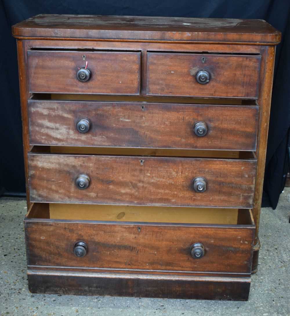 A late 19th Century Mahogany 5 Drawer chest together with two small leather top tables 112 x 112 x - Image 3 of 16