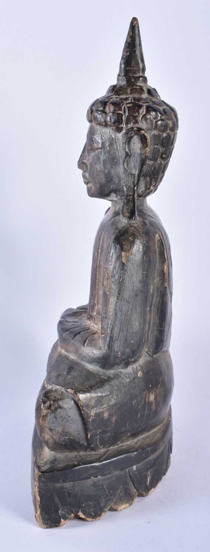 A LARGE 19TH CENTURY SOUTH EAST ASIAN LACQUERED WOOD BUDDHA modelled upon a lotus base. 34 cm x - Image 4 of 6