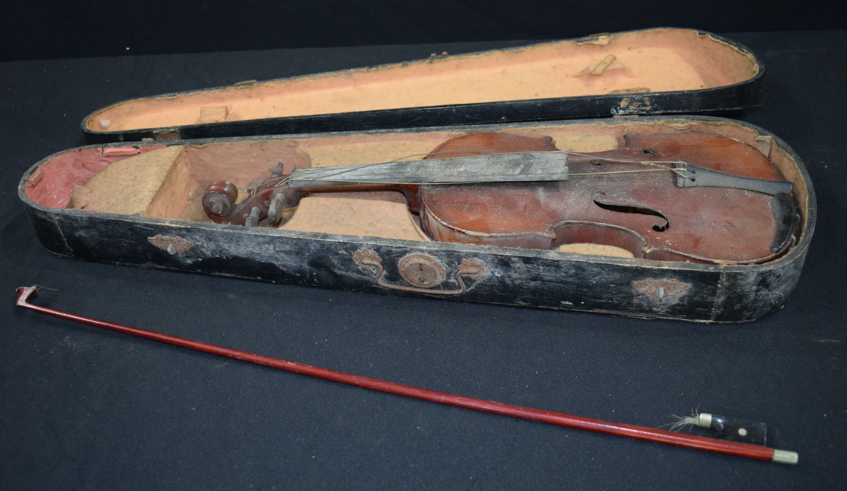 A collection of cased Violins including A Stradivarius copy (3). - Image 13 of 14