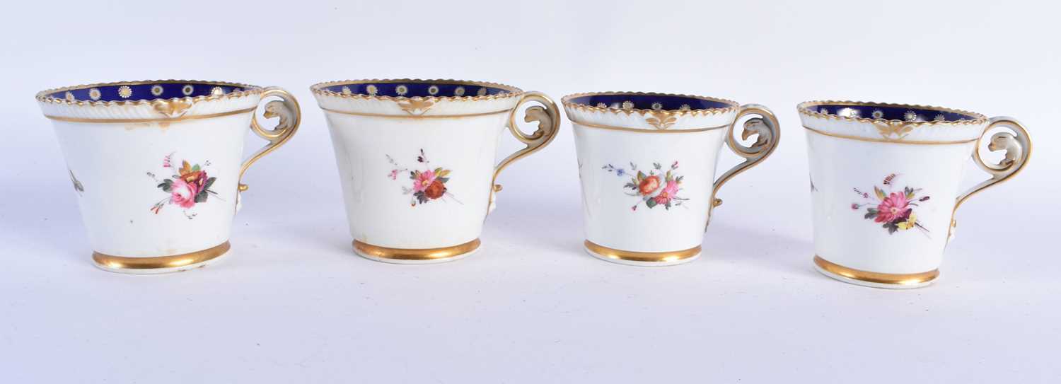 EARLY 19TH CENTURY CHAMBERLAINS WORCESTER TEAWARES. Largest 17 cm wide. (qty) - Image 9 of 23