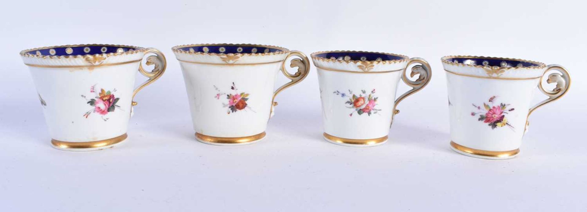EARLY 19TH CENTURY CHAMBERLAINS WORCESTER TEAWARES. Largest 17 cm wide. (qty) - Image 9 of 23