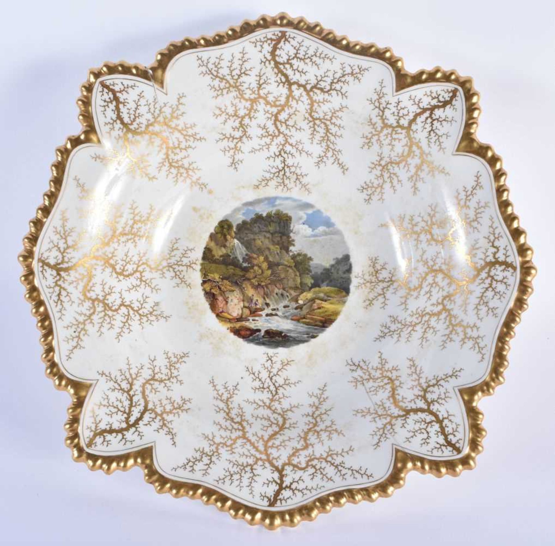 A FINE EARLY 19TH CENTURY FLIGHT BARR AND BARR WORCESTER DESSERT SERVICE painted with landscapes and - Image 14 of 32