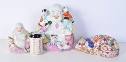 Two Chinese porcelain Buddha figures together with a Chinese porcelain cat 27 cm (3)