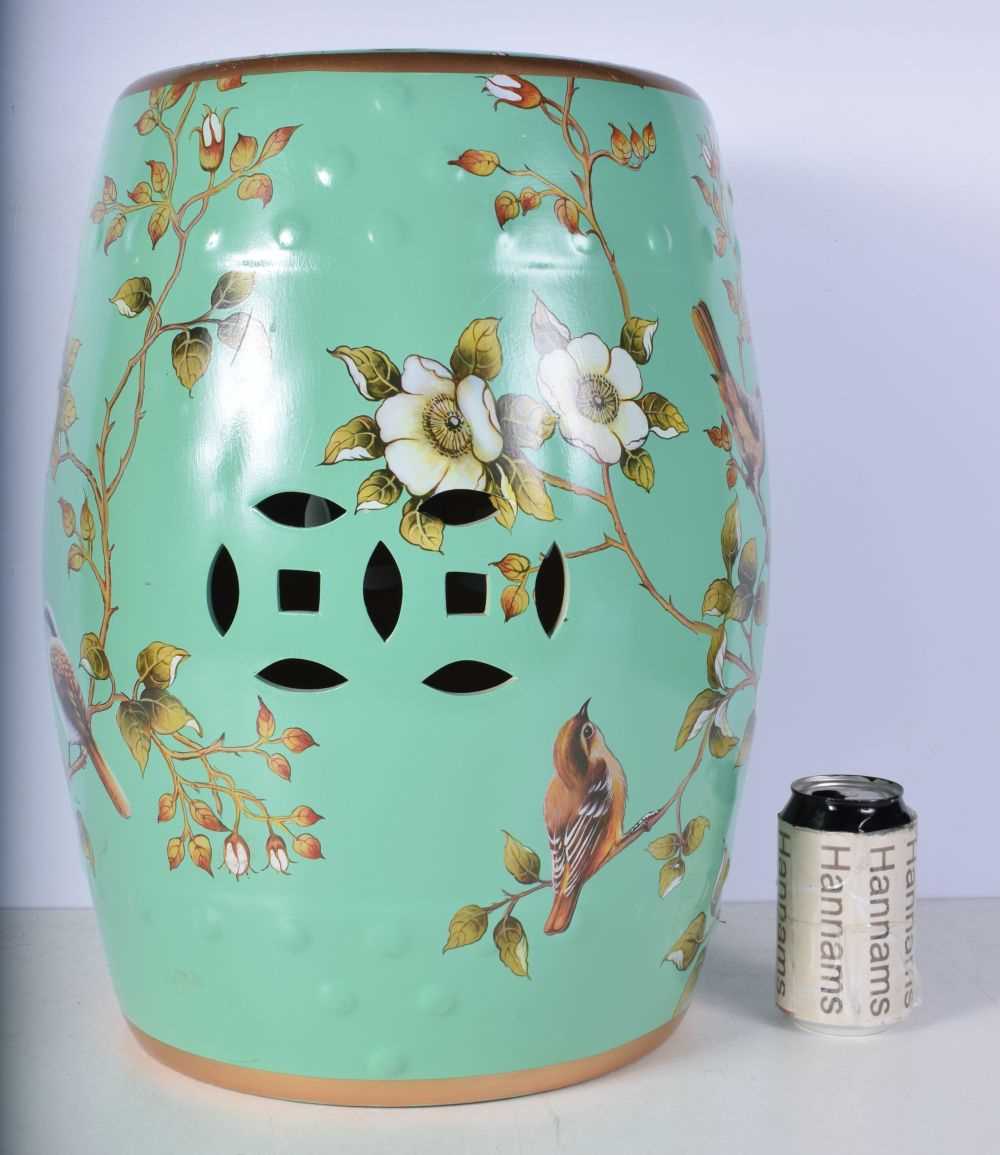A large Chinese porcelain barrel stool decorated with birds 46 cm. - Image 2 of 8