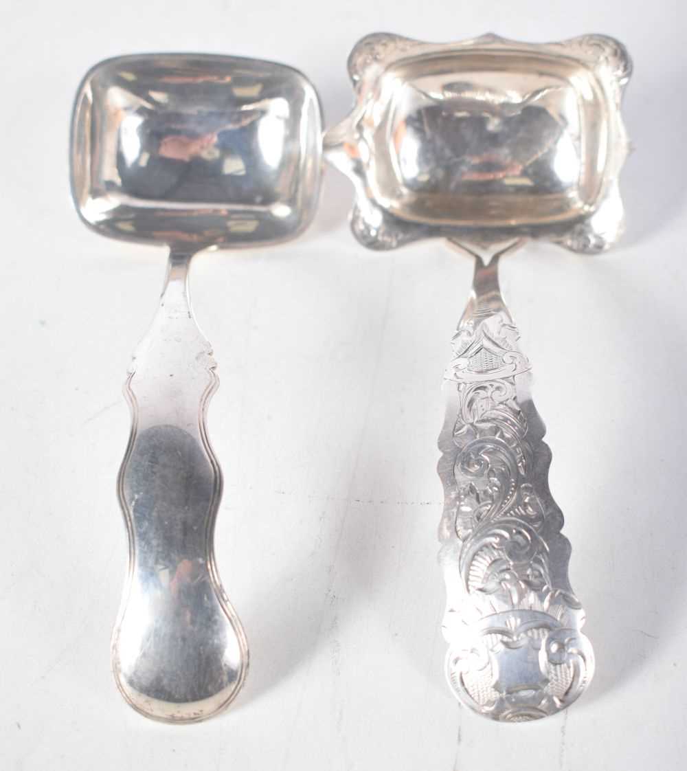 Two Continental Silver (possibly Dutch) Sauce Ladles. Largest 16cm x 6 cm, total weight 84g (2)