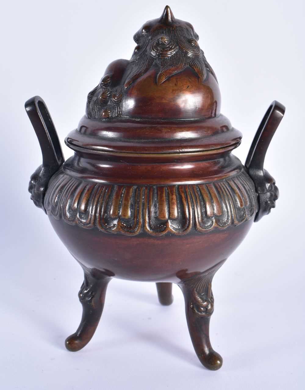 A LATE 19TH CENTURY JAPANESE MEIJI PERIOD BRONZE CENSER AND COVER. 18cm x 10 cm. - Image 4 of 6