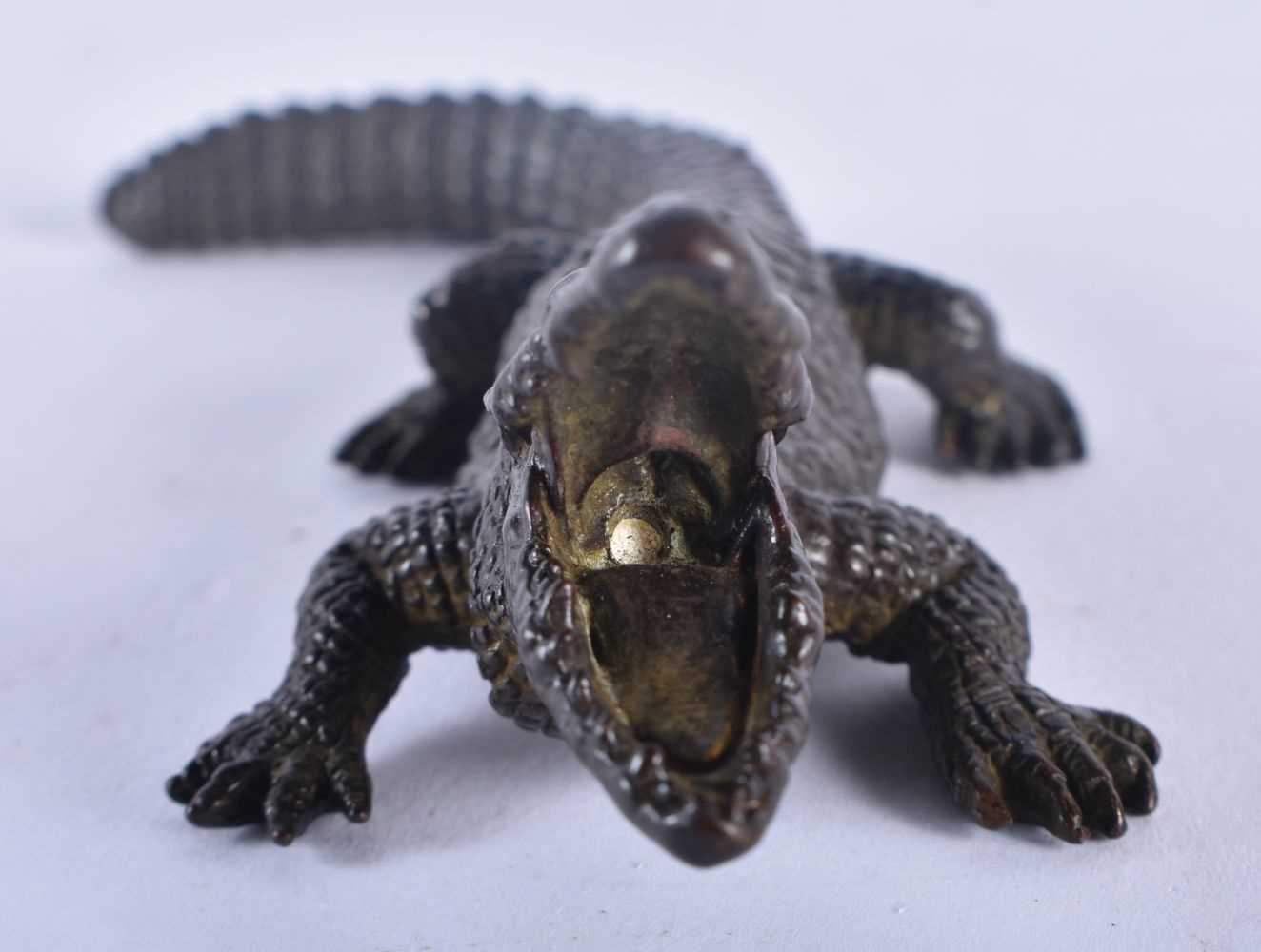 A JAPANESE CROCODILE OKIMONO. 13 cm wide. - Image 2 of 6