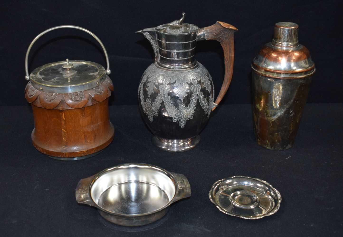 A large collection of Silver plated and other metal items, Candle sticks, Tea pots,trays etc 46 x - Image 6 of 12