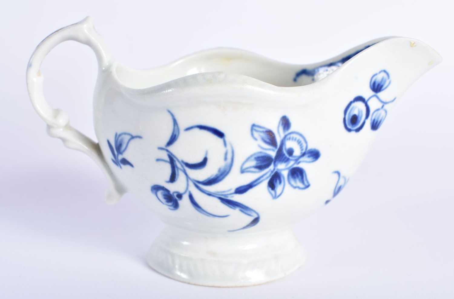 AN 18TH CENTURY WORCESTER BLUE AND WHITE PORCELAIN CREAMBOAT together with three early 19th - Image 3 of 9