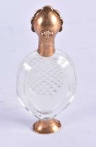 AN ANTIQUE 18CT GOLD MOUNTED GLASS SCENT BOTTLE. 47 grams. 10 cm x 4.5 cm.