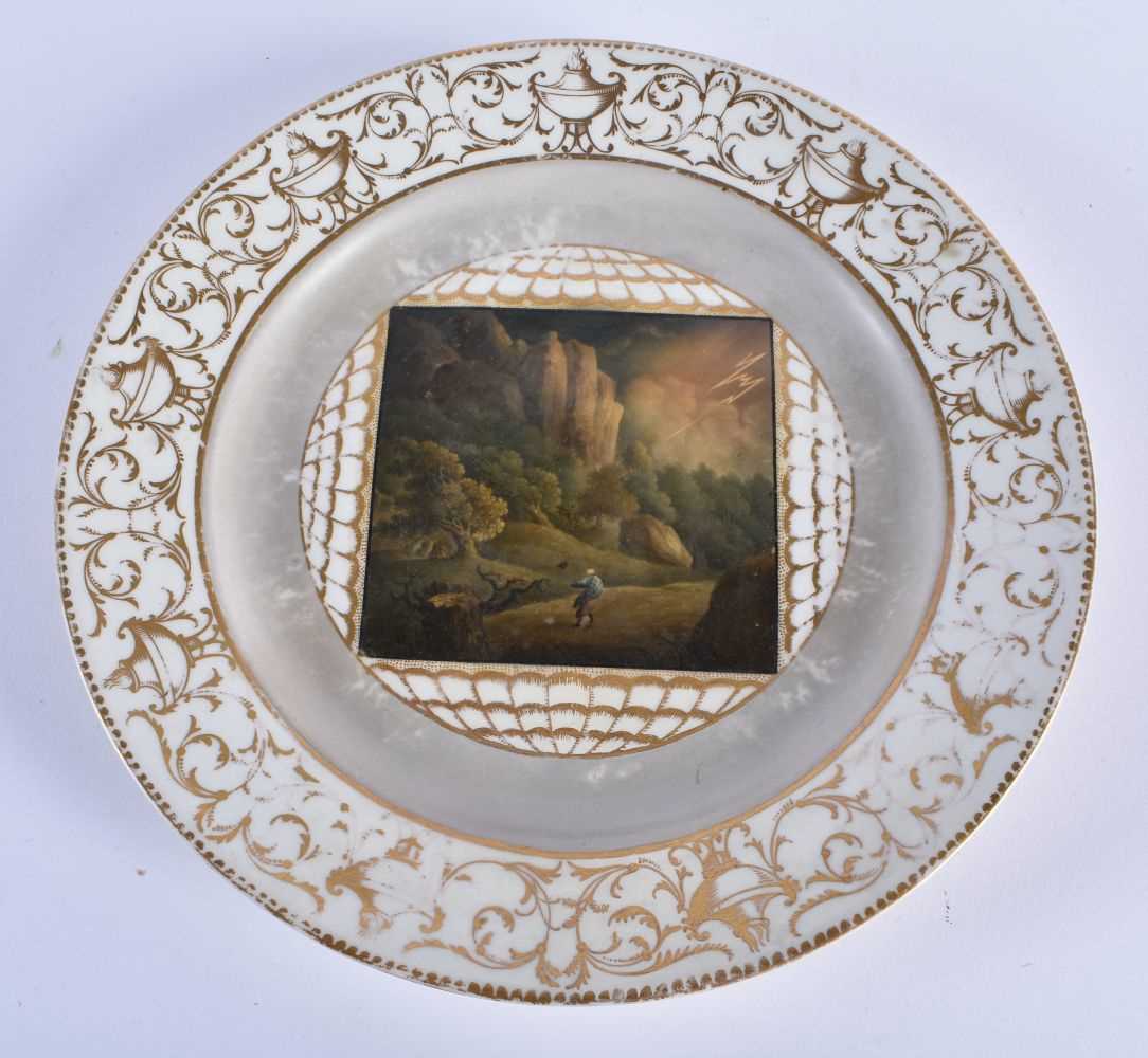 A RARE EARLY 19TH CENTURY CHAMBERLAINS WORCESTER LANDSCAPE PLATE together with two similar - Image 8 of 9