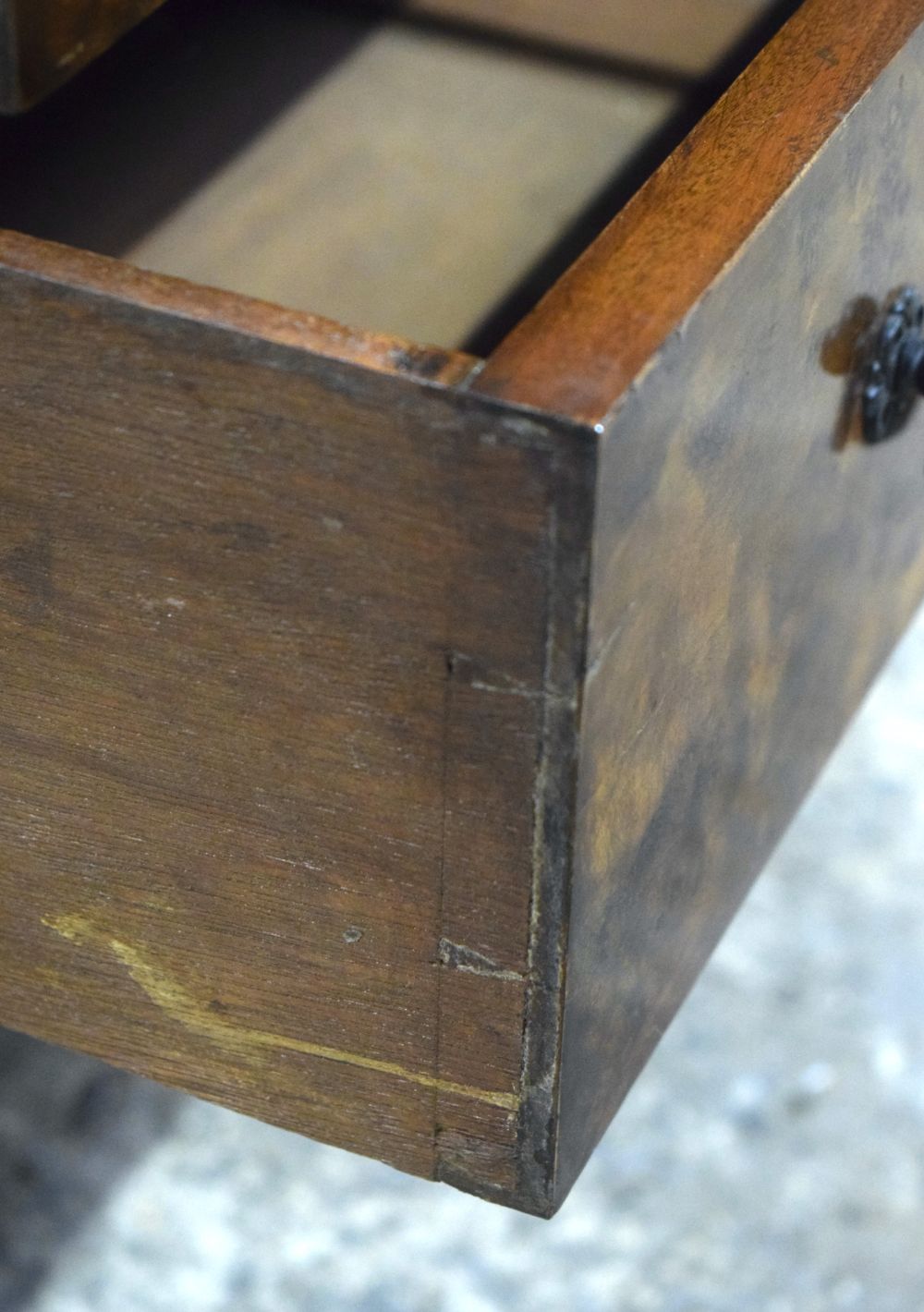 A 19th Century Walnut Burr Bureau 110 x 76 cm - Image 11 of 12