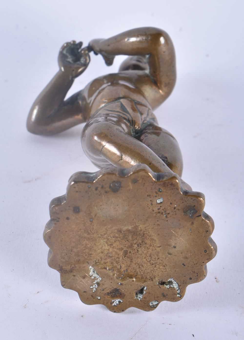 AN EARLY INDIAN COLONIAL BRONZE FIGURE OF A BOY together with an Antique Anglo indian sandalwood - Image 7 of 7