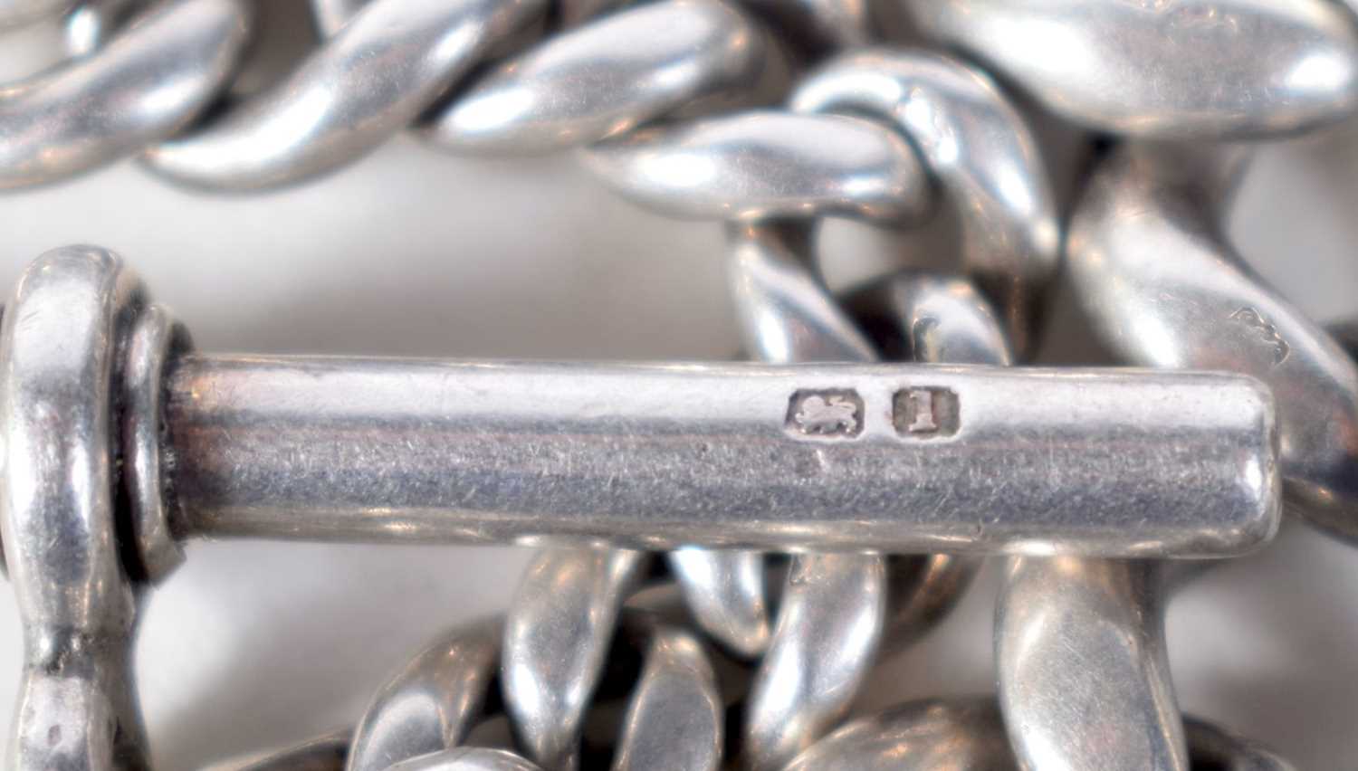 A Silver Watch Chain. Stamped Silver. 33 cm long, weight 46.6g - Image 2 of 3