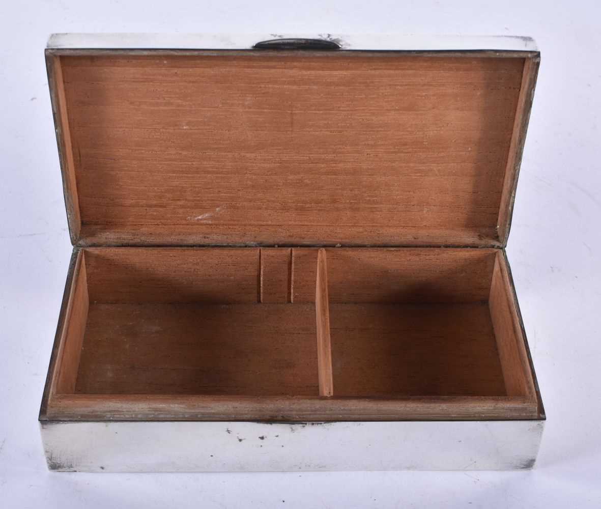 A Silver Cigarette Box with Engine Turned Decoration and wooden interior by Saunders & Mackenzie. - Image 3 of 3