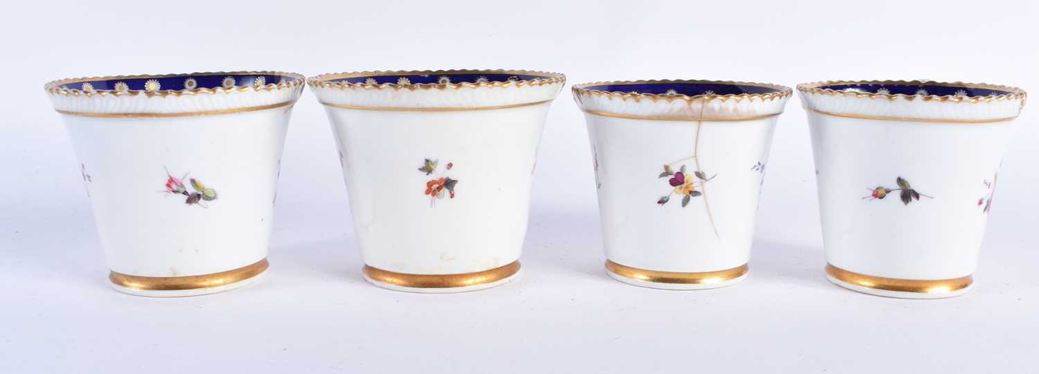 EARLY 19TH CENTURY CHAMBERLAINS WORCESTER TEAWARES. Largest 17 cm wide. (qty) - Image 10 of 23