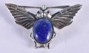 A SILVER AND LAPIS LAZULI BUG BROOCH. 7 grams. 4.25cm x 2.5 cm.