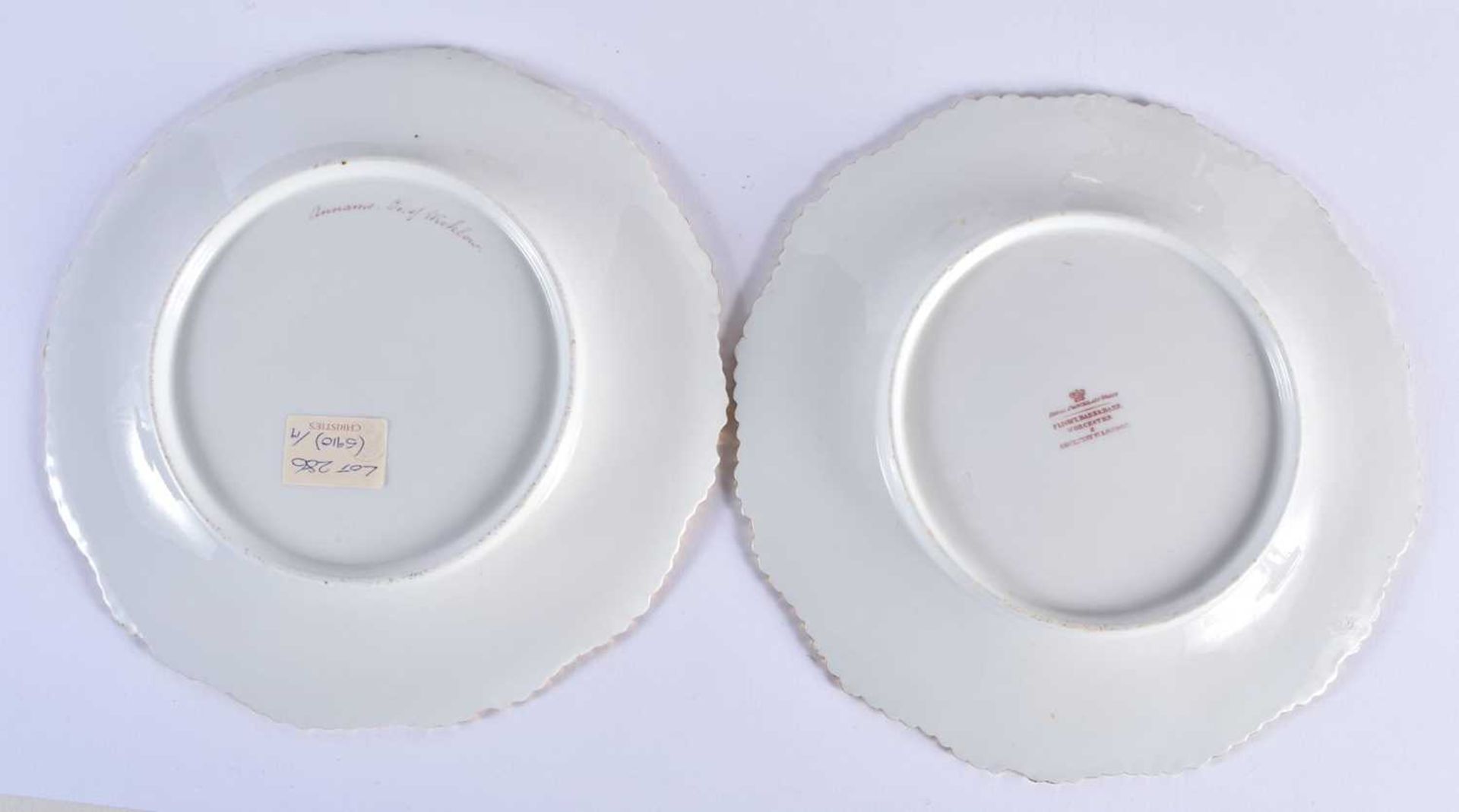 A FINE EARLY 19TH CENTURY FLIGHT BARR AND BARR WORCESTER DESSERT SERVICE painted with landscapes and - Image 6 of 32