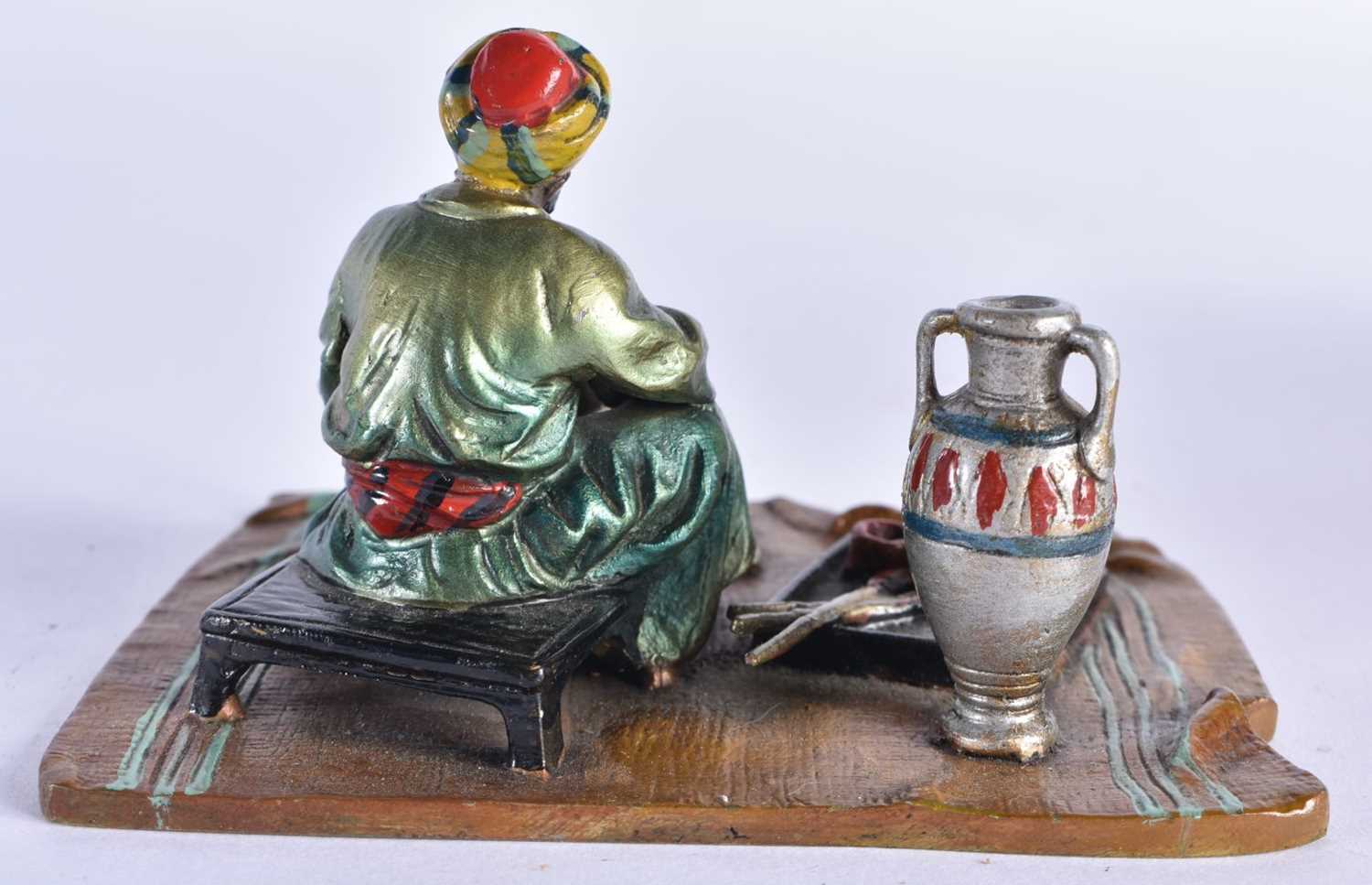 AN AUSTRIAN COLD PAINTED BRONZE FIGURE OF A TURKISH TRADESMAN. 10 cm x 8 cm. - Image 3 of 5