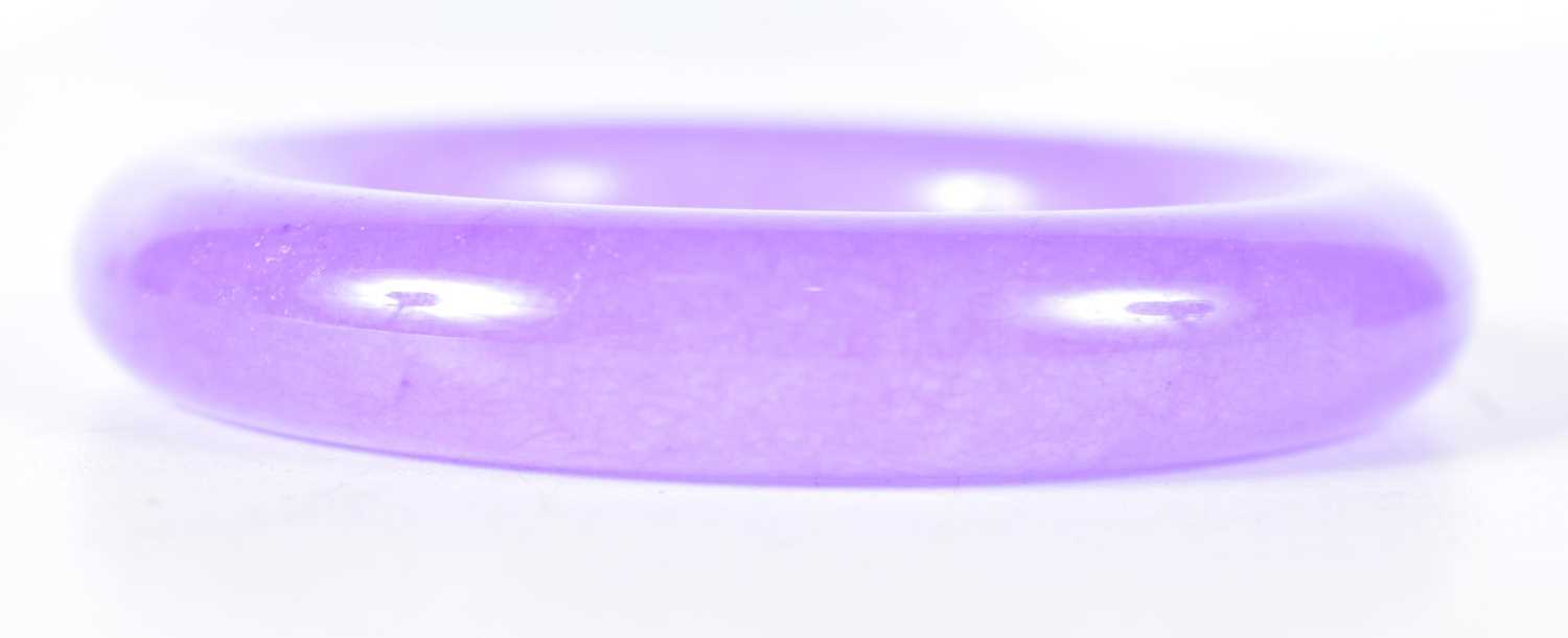 A Lavender Jade Bangle. 6 cm internal diameter, weight 89g - Image 2 of 2