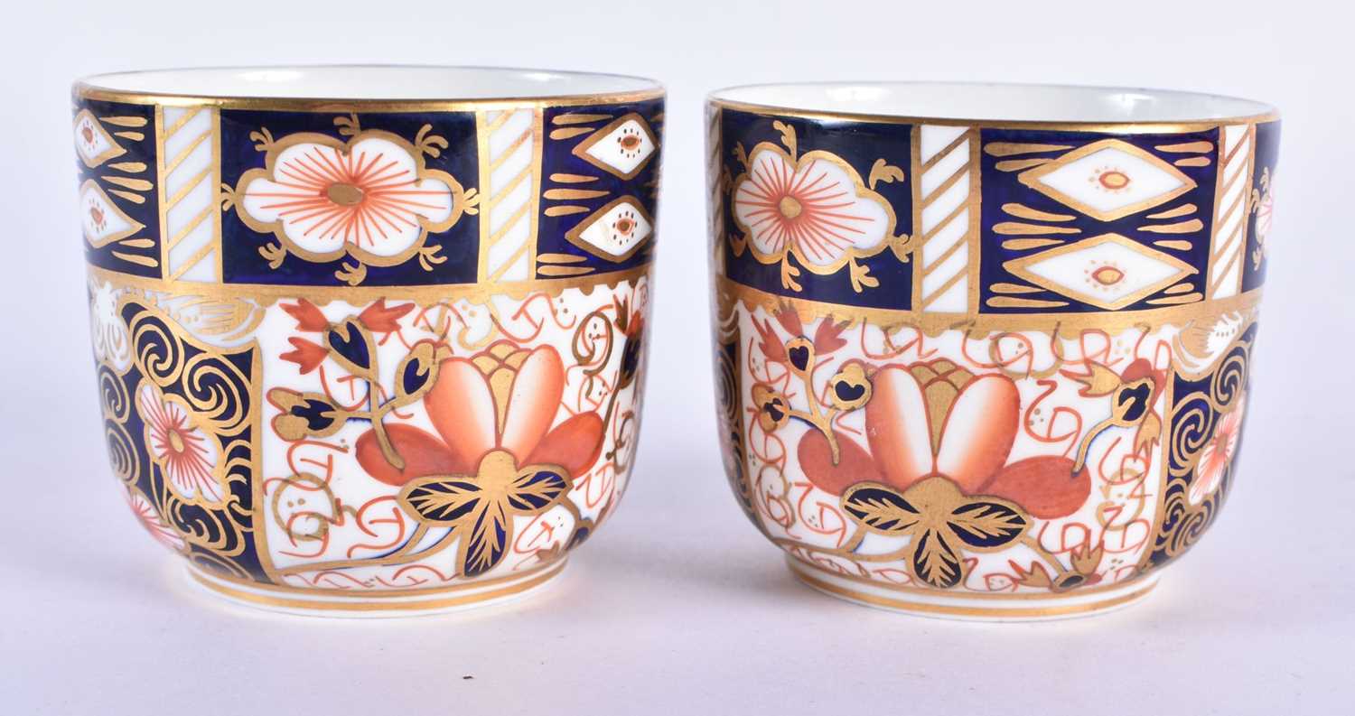 Royal Crown derby set of six imari pattern cups and saucers. 7.5 x 13.5 cm (12) - Image 5 of 7