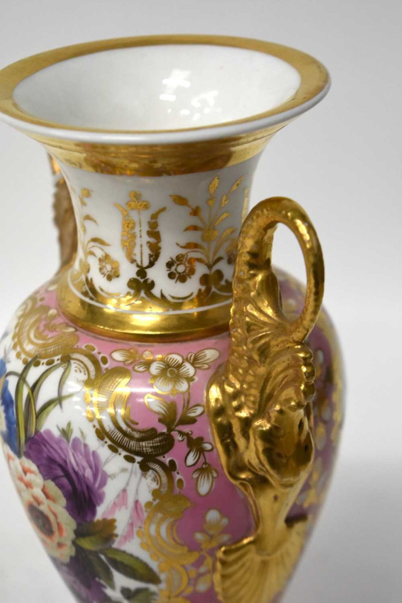 A FINE SET OF FOUR LATE 18TH/19TH CENTURY CHAMBERLAINS WORCESTER VASES beautifully painted with - Image 27 of 27