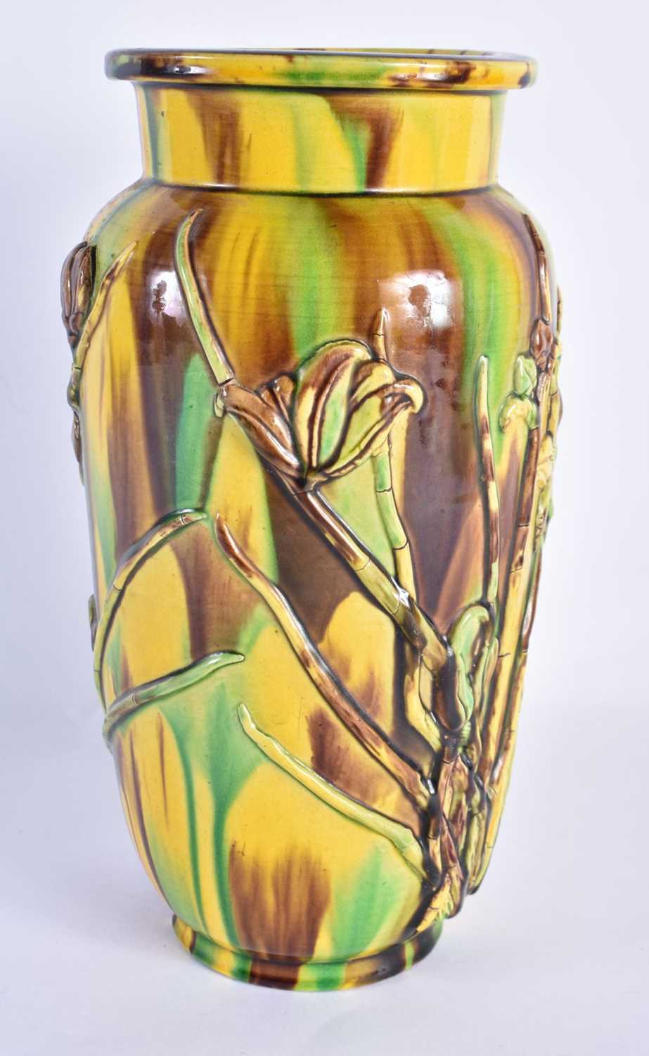 A RARE ANTIQUE SPINACH AND EGG GLAZED ENGLISH POTTERY VASE Attributed to Christopher Dresser for - Image 2 of 5