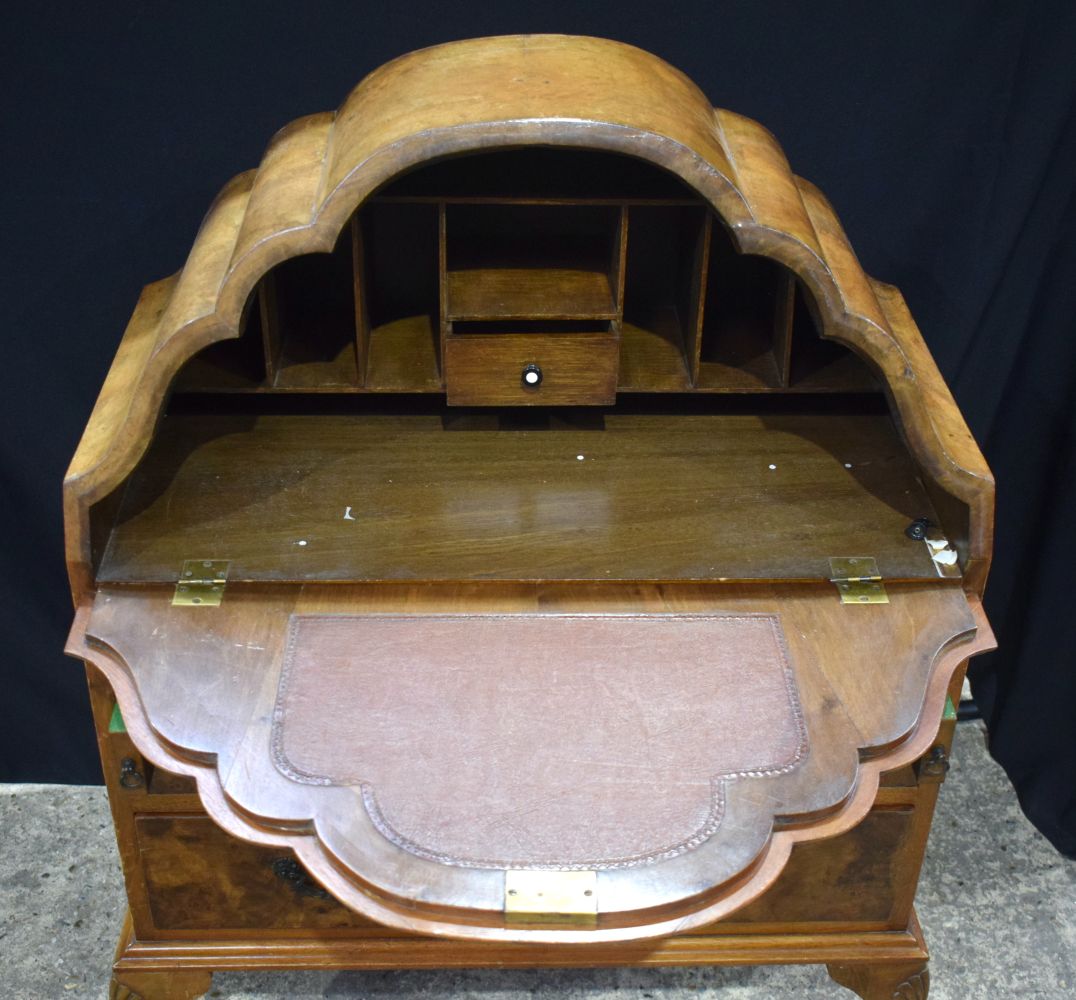 A 19th Century Walnut Burr Bureau 110 x 76 cm - Image 8 of 12