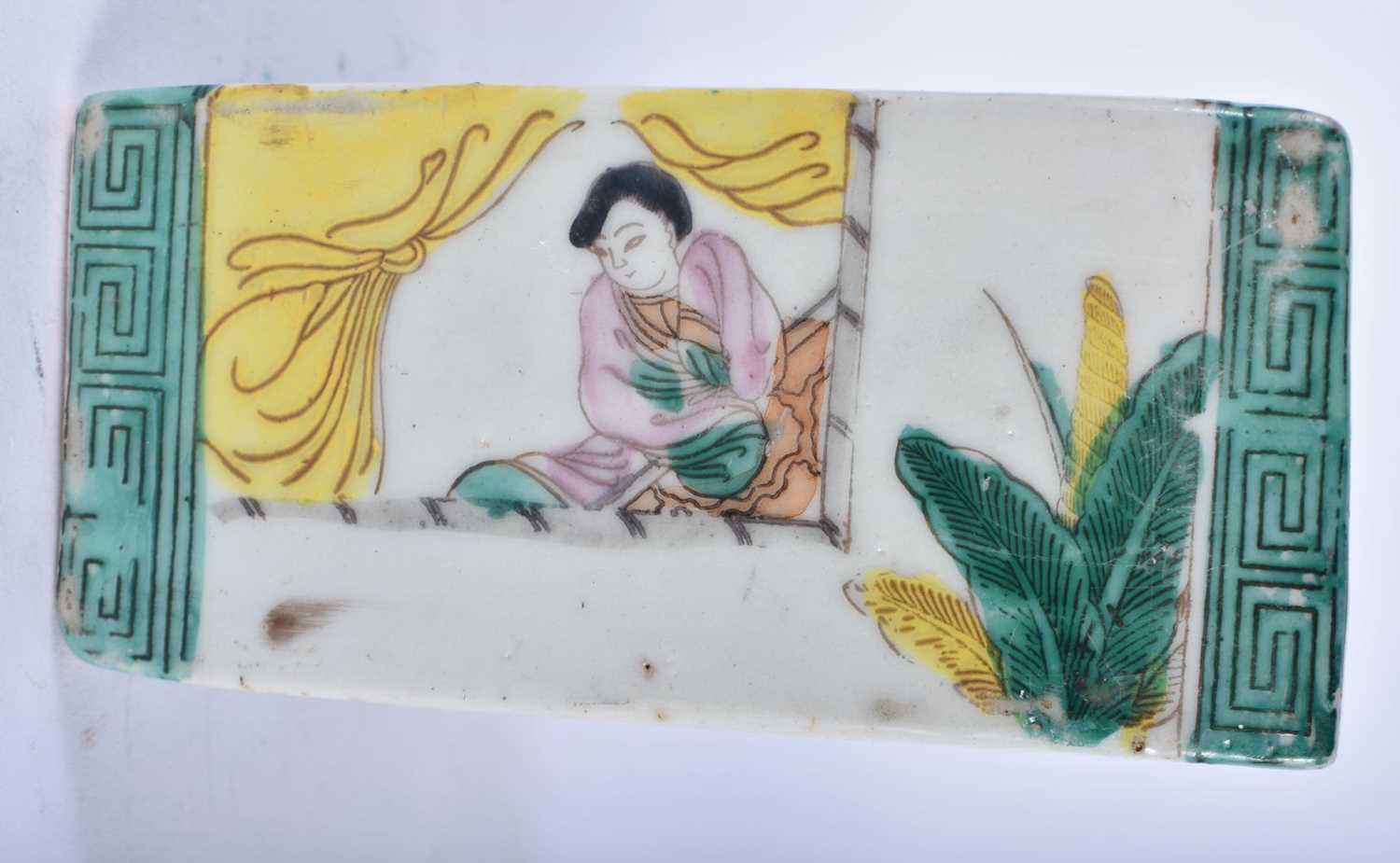 AN EARLY 20TH CENTURY CHINESE FAMILLE VERTE PORCELAIN FLOWER BRICK Late Qing/Republic. 14 cm x 12 - Image 2 of 5