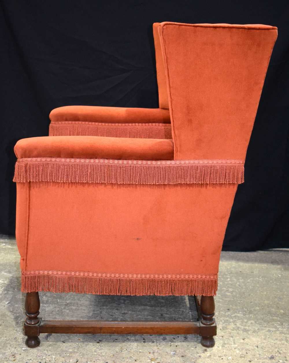 An oak framed upholstered armchair 105 x 77 x 52 cm. - Image 3 of 8