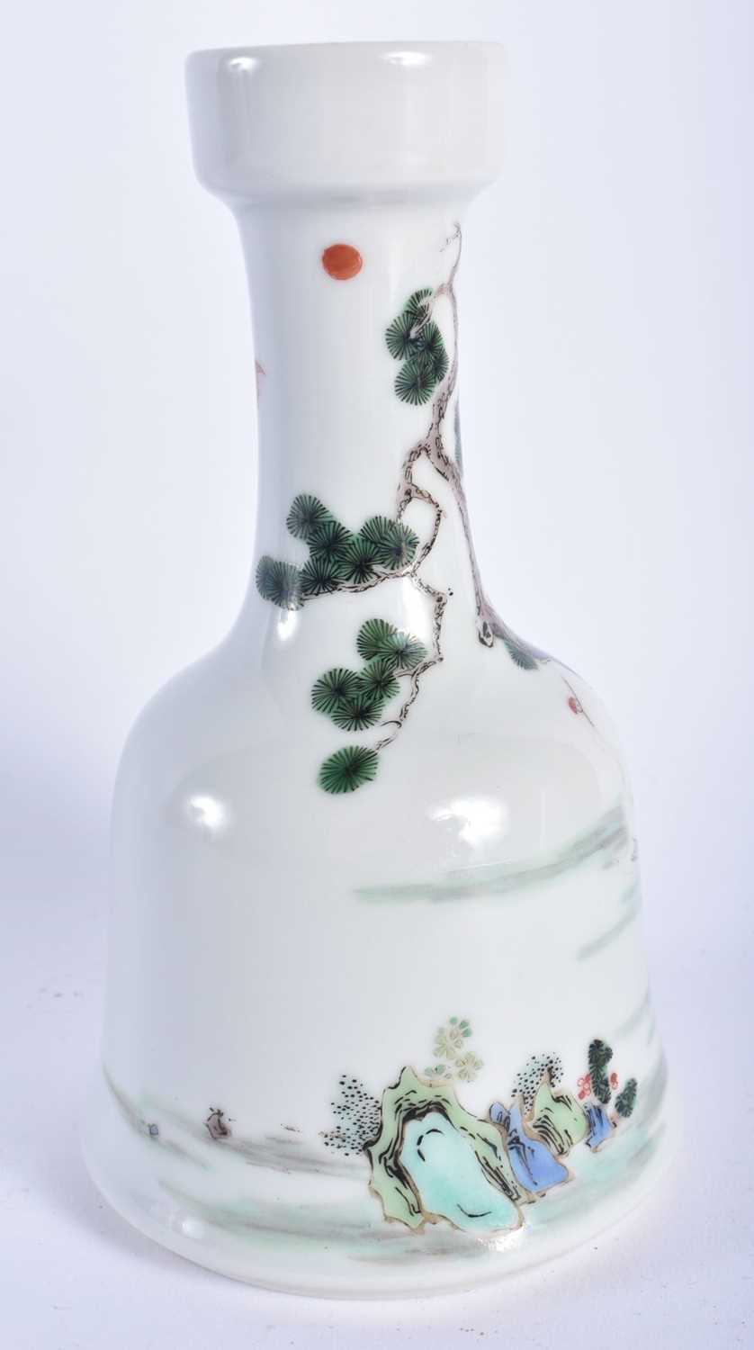 A CHINESE FAMILLE VERTE PORCELAIN MALLET FORM VASE 20th Century, bearing Kangxi marks to base. 16. - Image 2 of 4